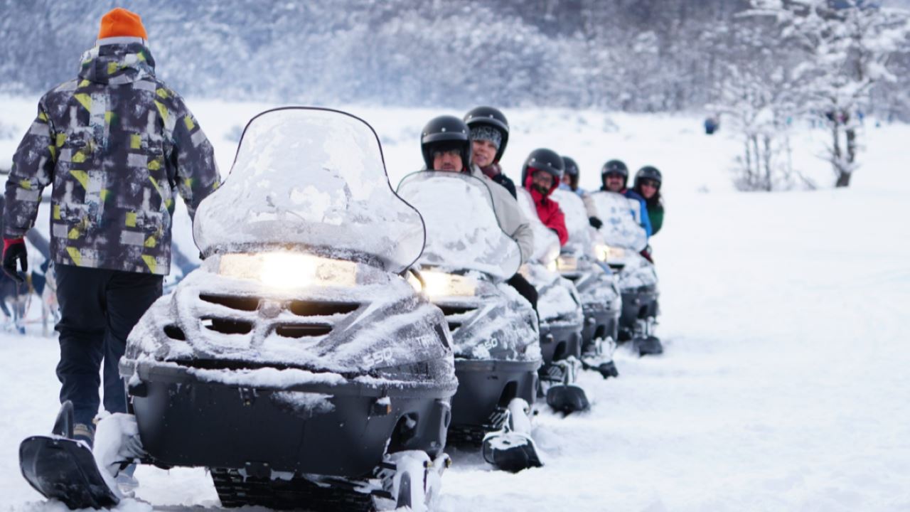 Aventura Invernal De Dia Completo Con Trekking Y Vehículo Utv (8)