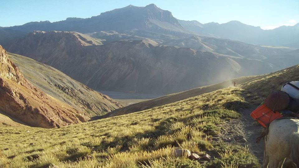 Passeio A Cavalo De Meio Dia Na Cordilheira Dos Andes Saindo De Mendoza foto 1
