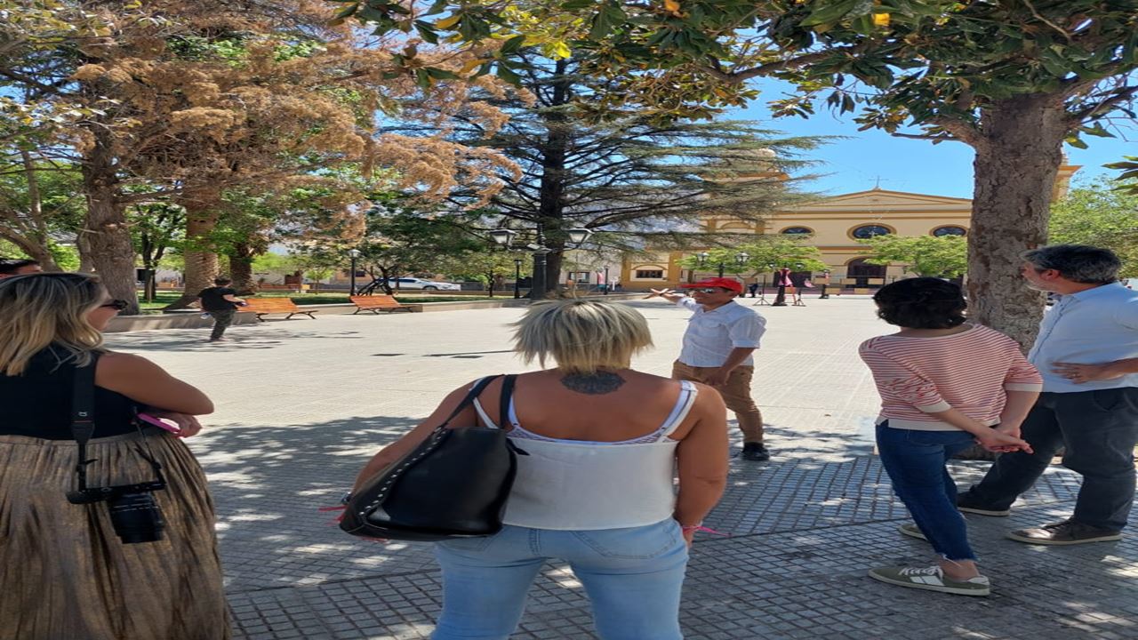 City Tour A Pé: História E Arte foto 1