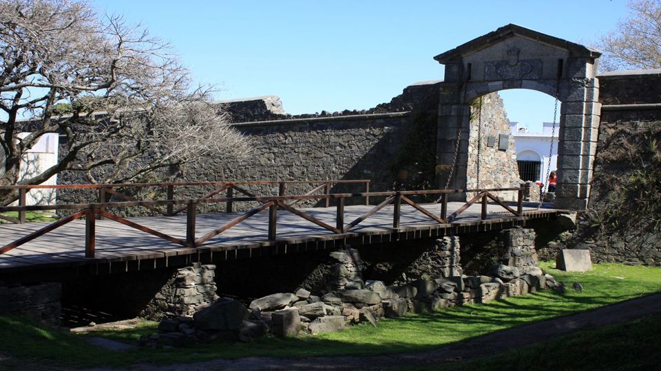 Colônia Imperdível Em Um Dia foto 10