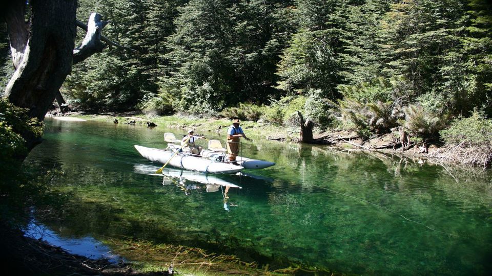Dia De Pesca En El Río Manso, Lago Hess O Lago Los Moscos foto 1