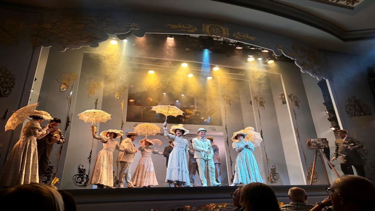 New Year`s Eve Party And Dinner Show At Café De Los Angelitos (2)