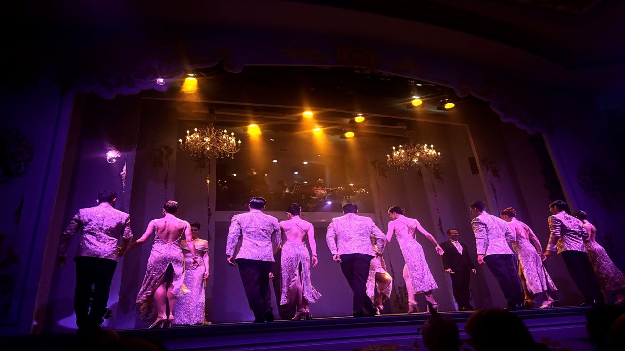 New Year`s Eve Party And Dinner Show At Café De Los Angelitos (5)