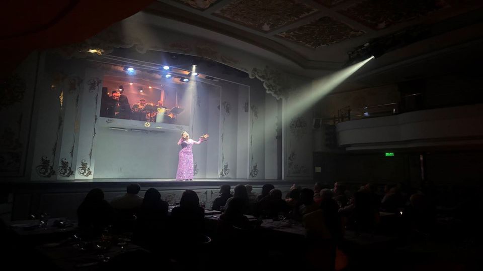 New Year`s Eve Party And Dinner Show At Café De Los Angelitos foto 9