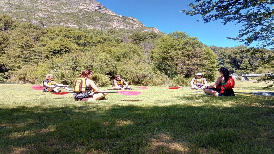 Kayak Y Trekking En Lago Mascardi En Privado foto 5