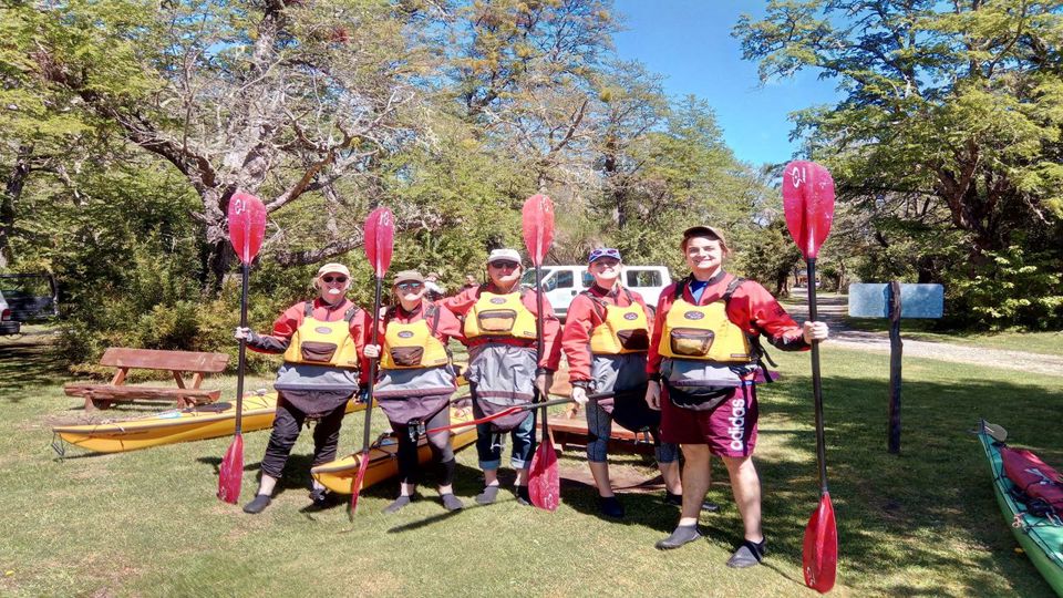 Kayak Y Trekking En Lago Mascardi En Privado foto 1