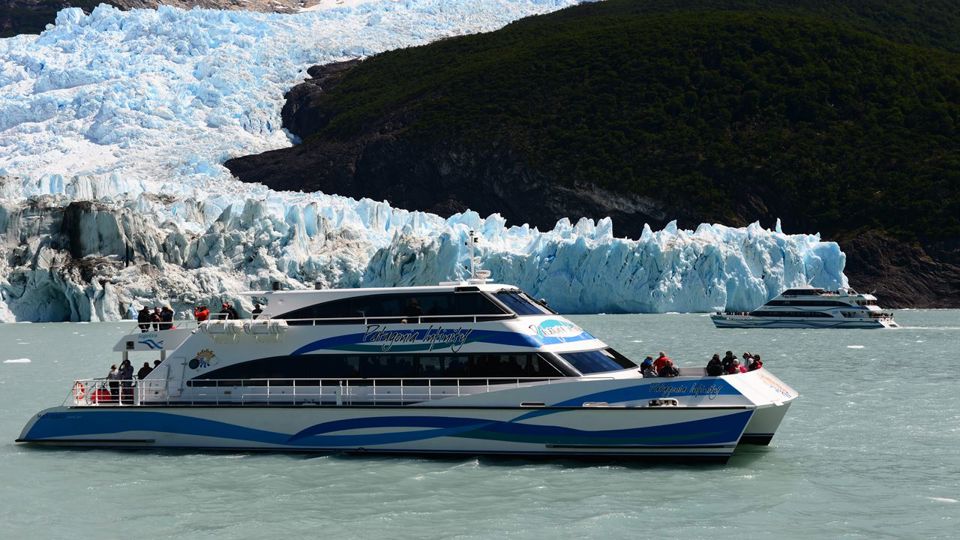 Sailing On Lake Argentino - All Glaciers
 foto 11