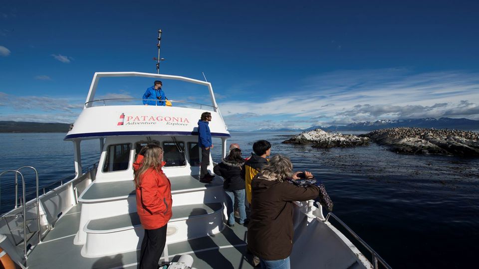 Yacht Navigation Through The Beagle Channel foto 9