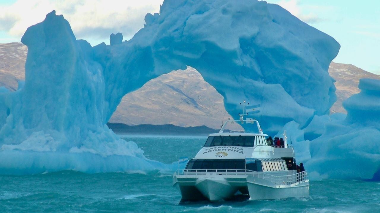 Navigation On Lake Viedma (0)