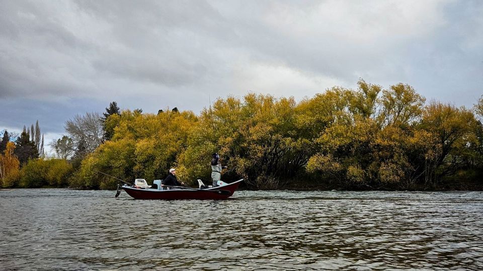 Pesca Com Mosca No Rio Limay foto 3
