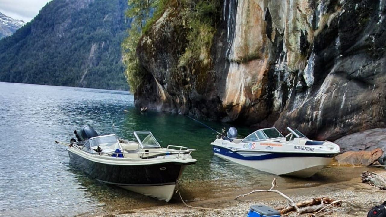 Pesca Con Trolling En El Lago Nahuel Huapi (2)
