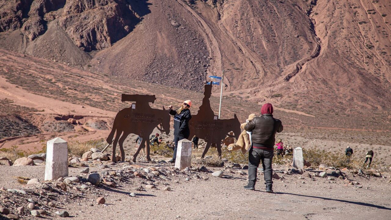 Promo : Visite De Haute Montagne Et De La Ville, Transferts Aéroport Gratuits foto 1