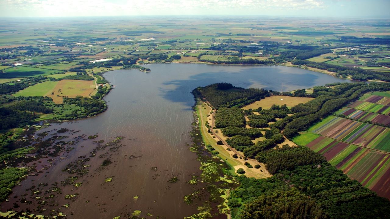 Lagoa E Montanhas Dos Pais foto 4