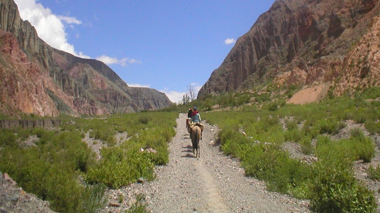 Passeio De Dia Inteiro Ao Vale De Iruya foto 2