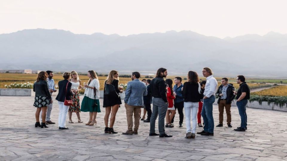 Premium Wine Tasting Tour At Bodega Diamandes foto 3