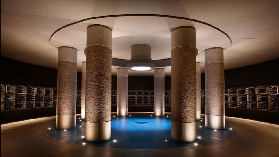 Premium Wine Tasting Tour At Bodega Diamandes foto 1