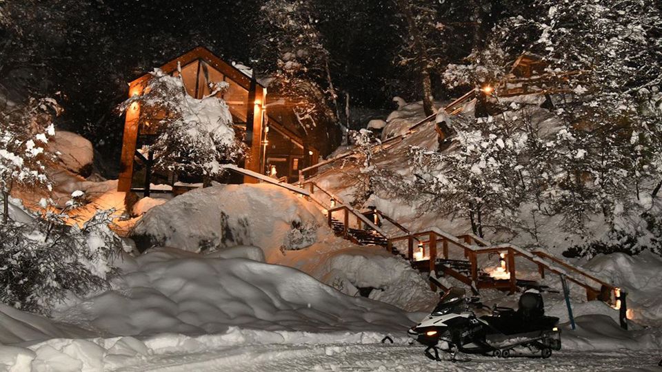 Travessia Noturna Pela Neve E Jantar No Cerro Catedral foto 8