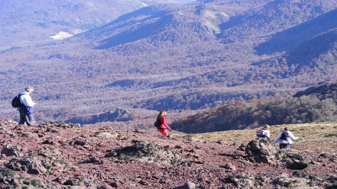Trekking En El Volcán Colorado foto 5