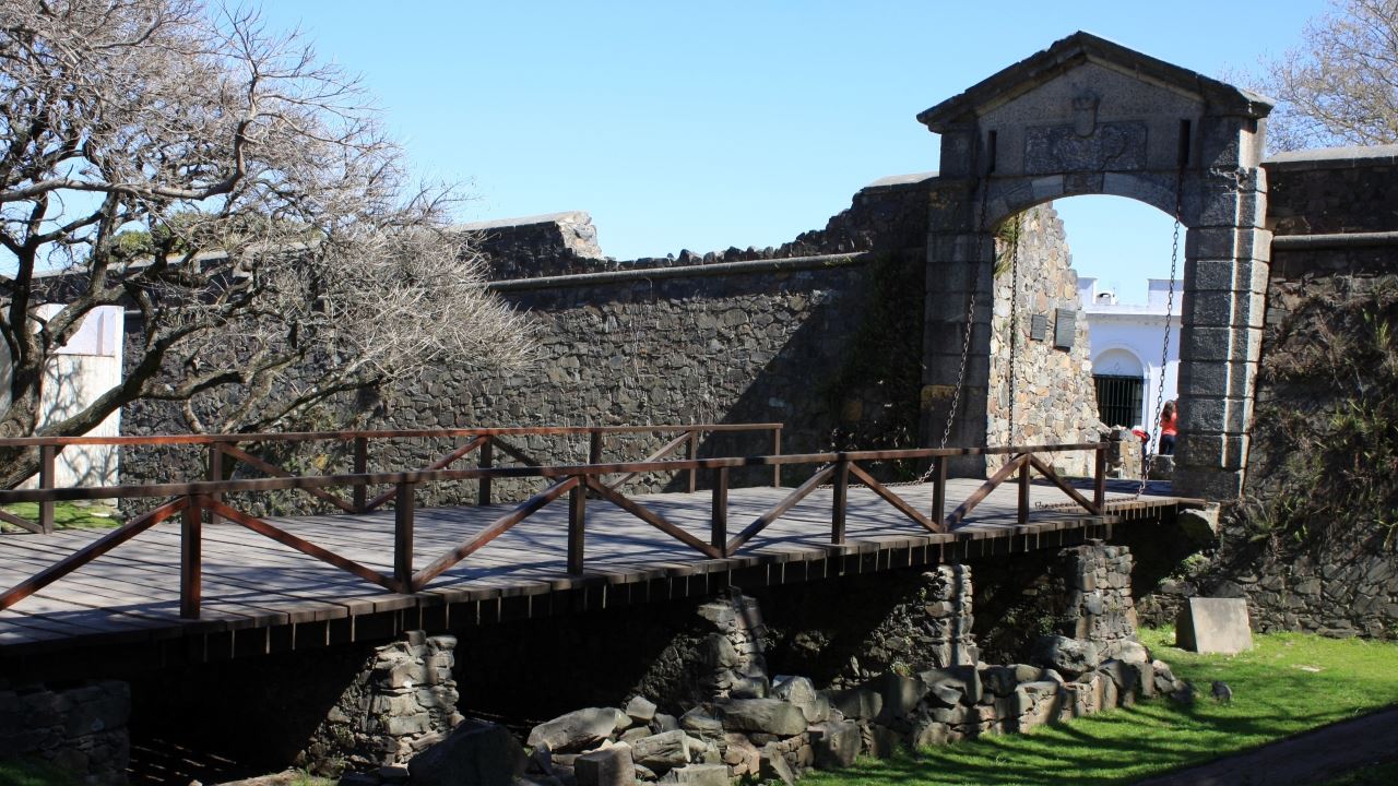 Full Day In Colonia Del Sacramento