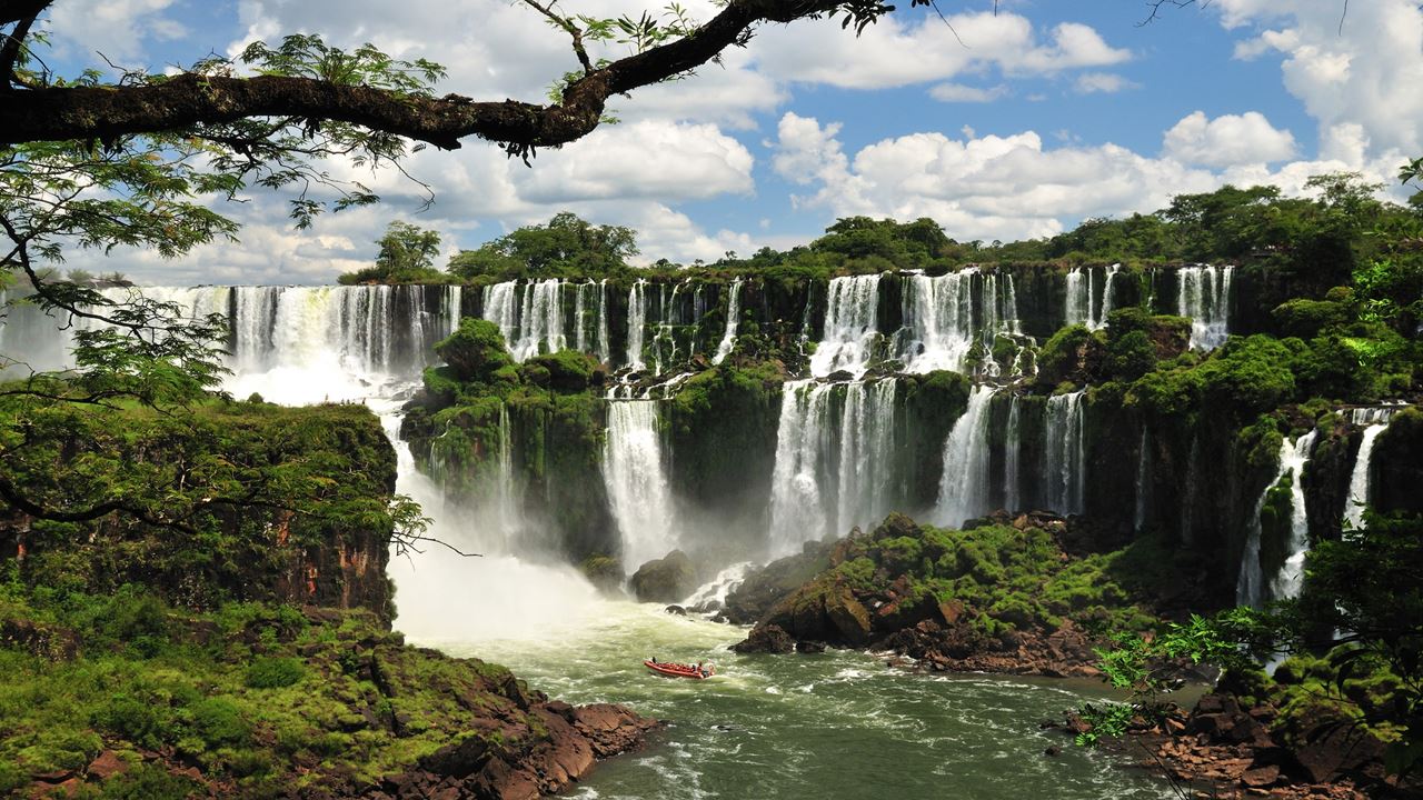 Angebot: Argentinische + Brasilianische Iguazú-wasserfälle. Der Hin- Und Rücktransfer Zum Flughafen Ist Kostenlos!