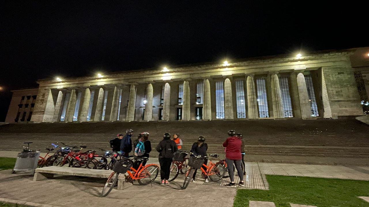 Bike Tour: Buenos Aires By Night